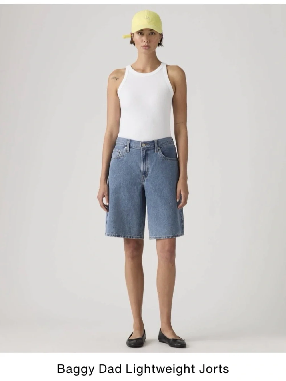 LEVI'S Women’s Baggy Dad Lightweight Jorts Size 30